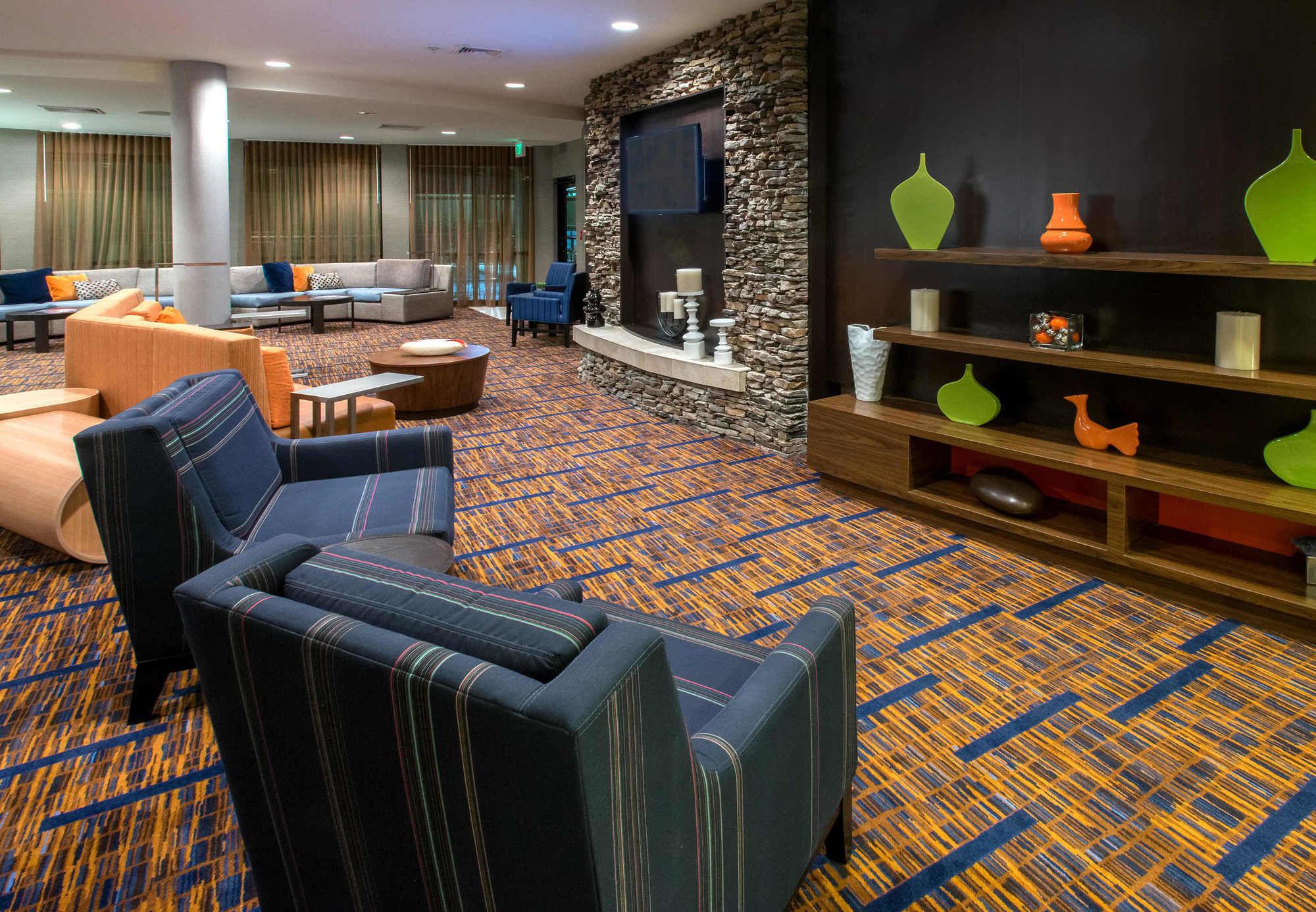 Courtyard By Marriott Albany Hotel Exterior photo